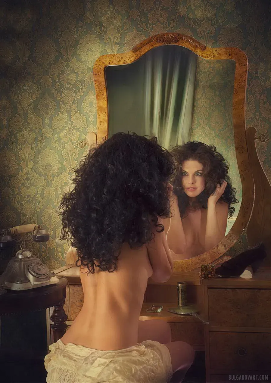 Маргарита у зеркала | Михаил Булгаков, «Мастер и Маргарита»